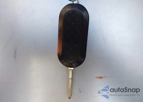 2014 Fiat 500C Gq Edition z USA, uszkodzony, nr VIN 3C3CFFJH4ET190094